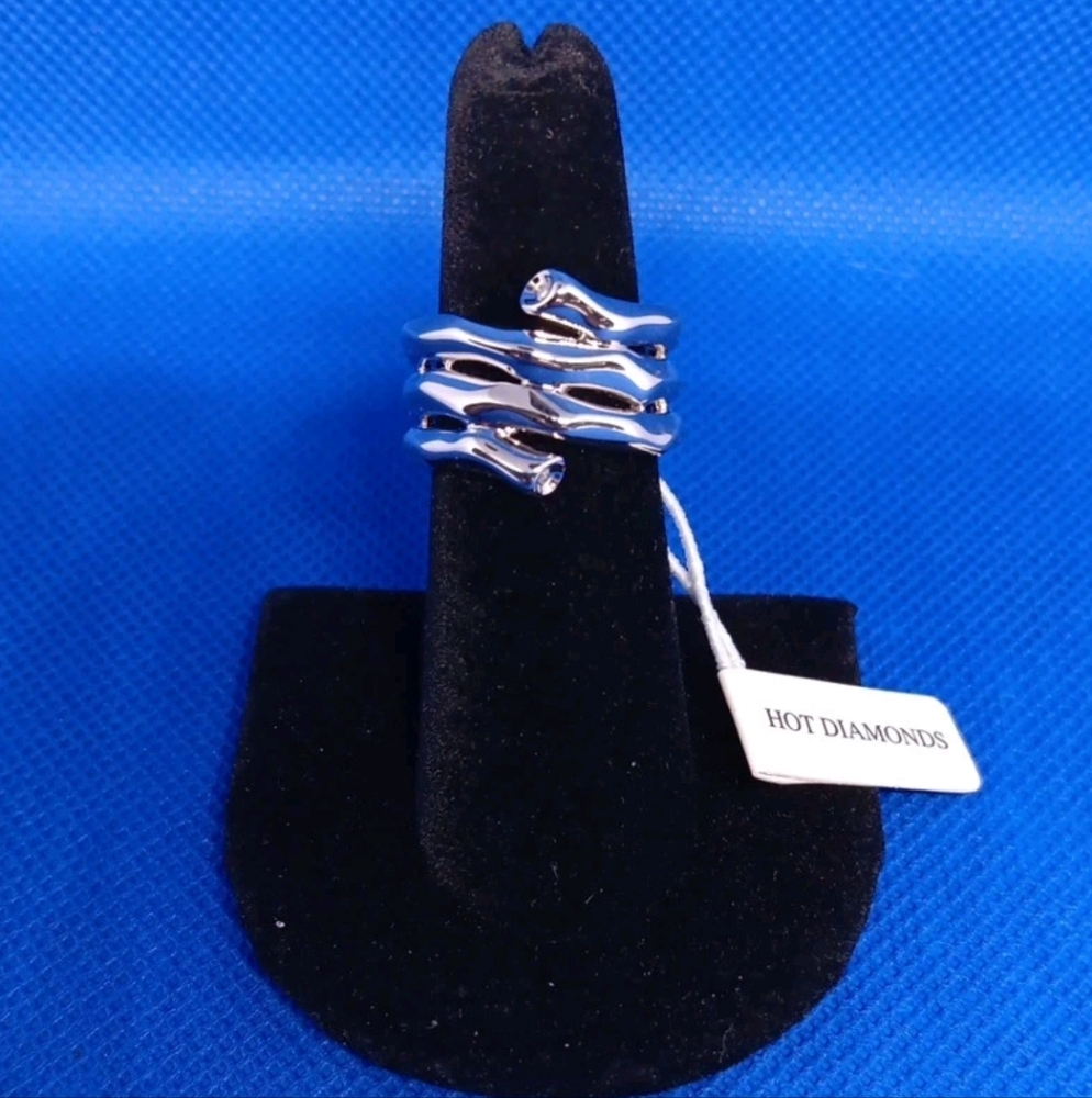 Hot Diamonds Women'sTwig Twist Sterling Silver 925 Ring Size 5.5 NWT